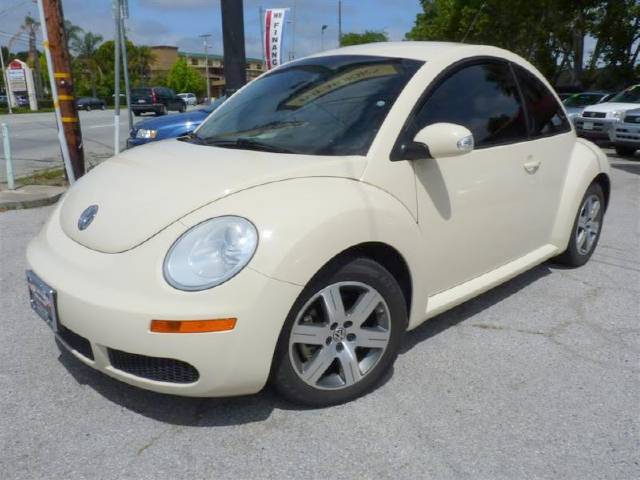 Volkswagen New Beetle GS-R Hatchback