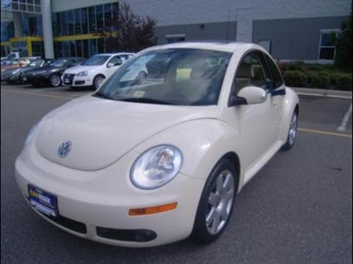 Volkswagen New Beetle 2006 photo 2