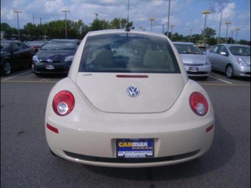 Volkswagen New Beetle 2006 photo 5