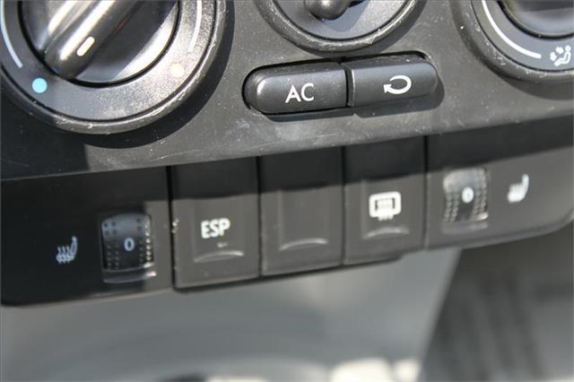 Volkswagen New Beetle 2006 photo 9