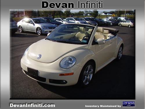 Volkswagen New Beetle 2006 photo 4