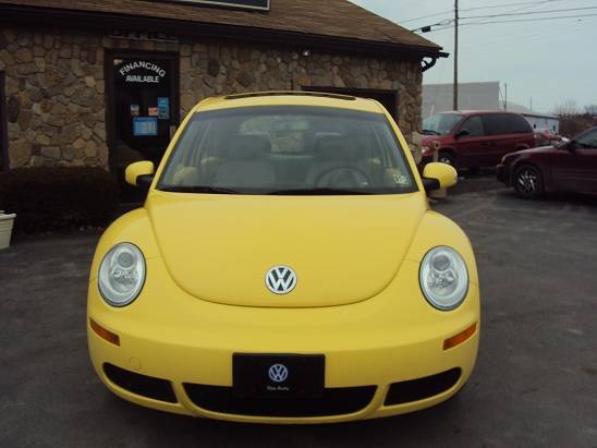 Volkswagen New Beetle 2006 photo 2