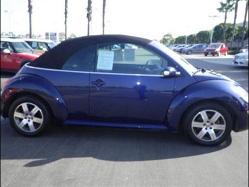 Volkswagen New Beetle 2006 photo 3