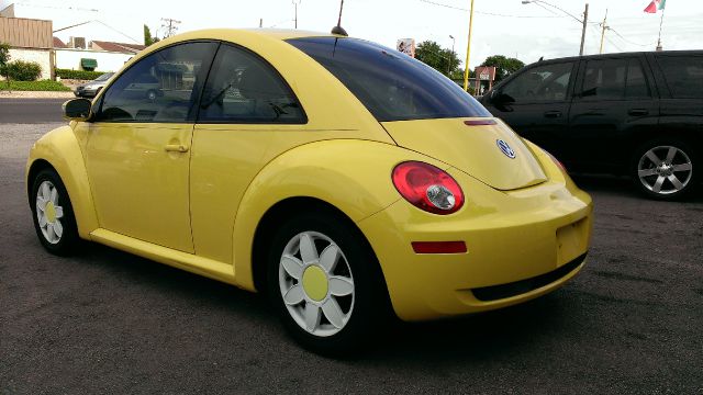 Volkswagen New Beetle Limited Wagon Hatchback