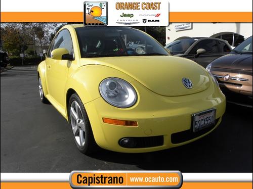Volkswagen New Beetle 2006 photo 2