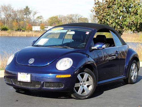 Volkswagen New Beetle 2006 photo 2
