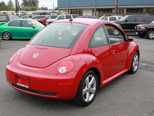 Volkswagen New Beetle 2006 photo 2