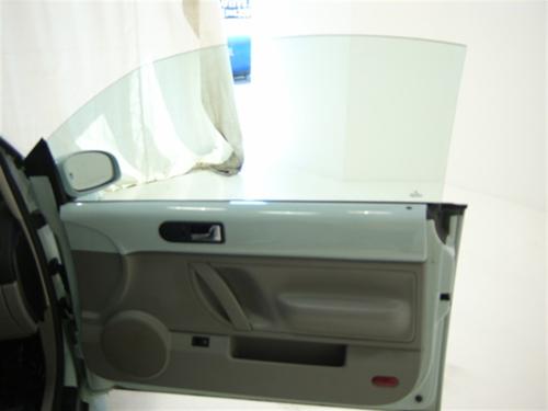 Volkswagen New Beetle 2006 photo 4