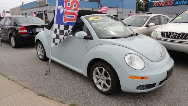 Volkswagen New Beetle Reg Cab 118 WB Convertible