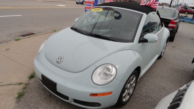 Volkswagen New Beetle 2006 photo 3