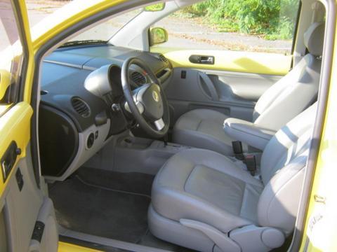 Volkswagen New Beetle 2006 photo 1