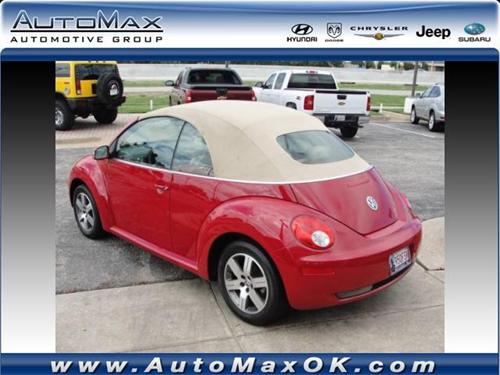Volkswagen New Beetle 2006 photo 3