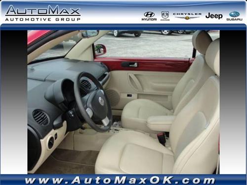Volkswagen New Beetle 2006 photo 4