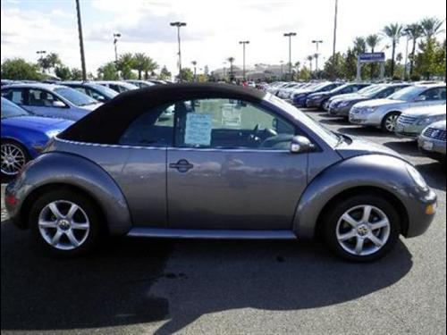 Volkswagen New Beetle 2006 photo 1