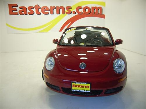 Volkswagen New Beetle 2006 photo 3