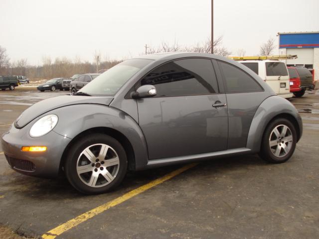 Volkswagen New Beetle CD With MP3 Hatchback