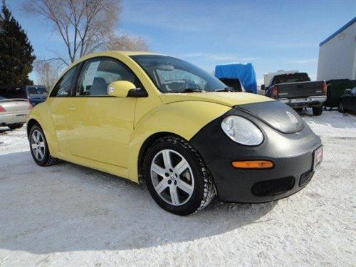 Volkswagen New Beetle 2006 photo 3