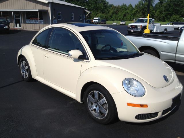 Volkswagen New Beetle 2006 photo 10