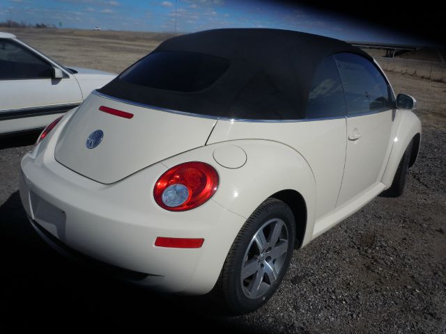 Volkswagen New Beetle Lariat XL Convertible
