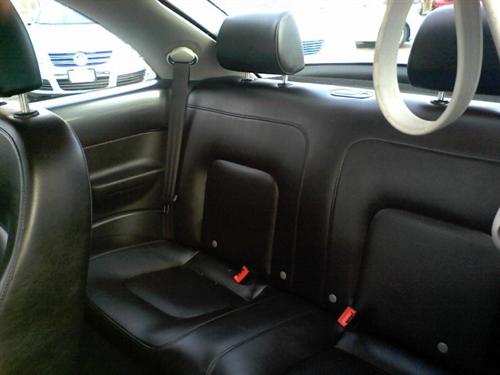 Volkswagen New Beetle 2006 photo 3