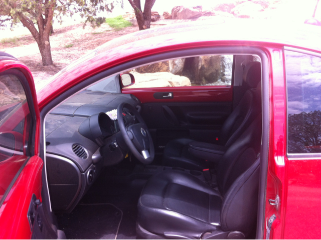 Volkswagen New Beetle 2006 photo 3
