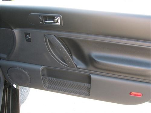 Volkswagen New Beetle 2006 photo 2