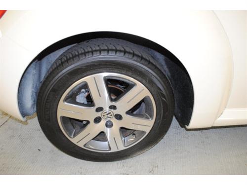 Volkswagen New Beetle 2006 photo 1