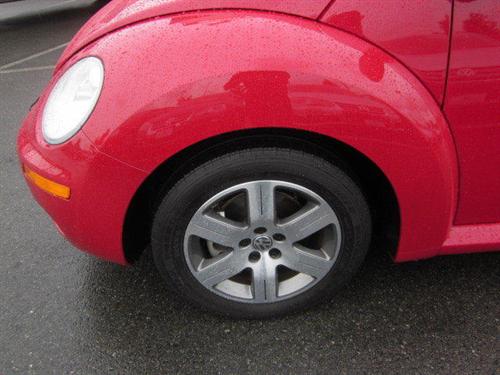 Volkswagen New Beetle 2006 photo 3