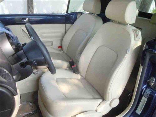 Volkswagen New Beetle 2006 photo 5