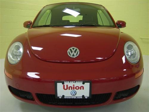 Volkswagen New Beetle 2006 photo 4