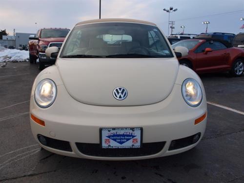 Volkswagen New Beetle 2006 photo 1