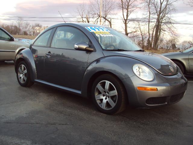 Volkswagen New Beetle 2006 photo 5