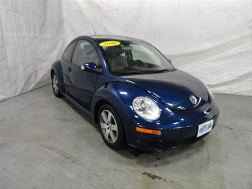 Volkswagen New Beetle 2006 photo 1