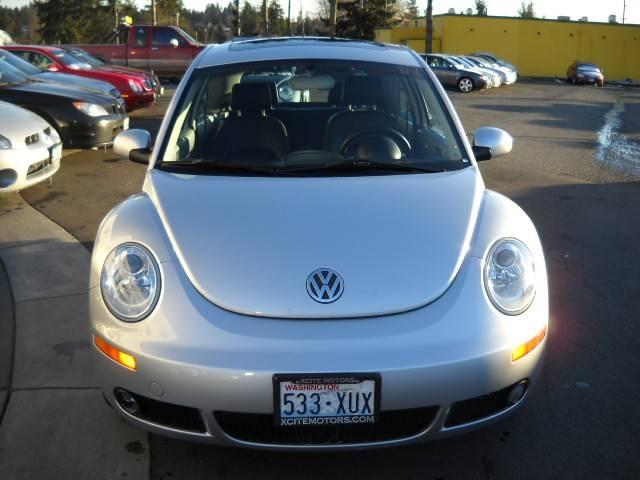 Volkswagen New Beetle 2006 photo 1