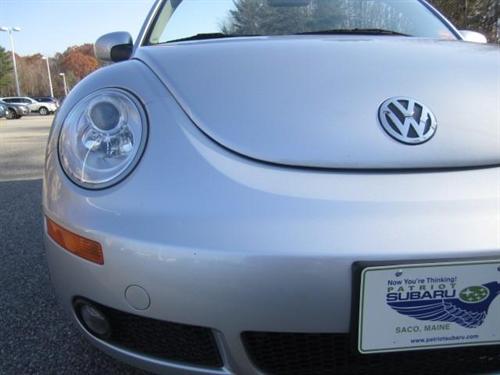 Volkswagen New Beetle 2006 photo 1
