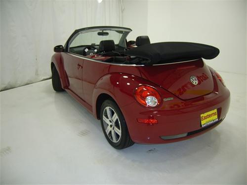 Volkswagen New Beetle 2006 photo 5