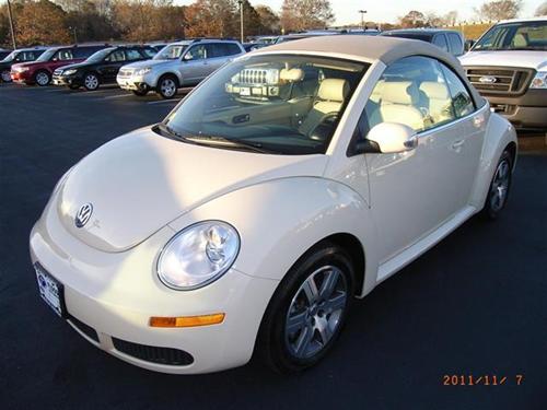 Volkswagen New Beetle 2006 photo 1
