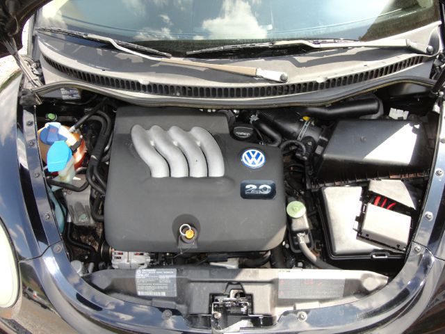 Volkswagen New Beetle 2006 photo 8