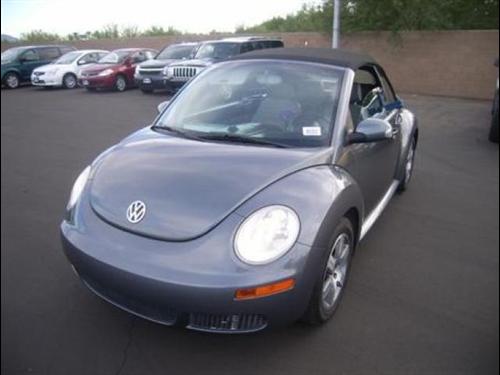 Volkswagen New Beetle 2006 photo 1