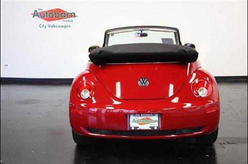 Volkswagen New Beetle 2006 photo 4