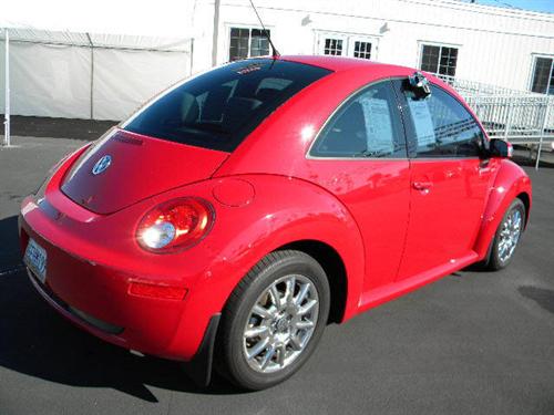 Volkswagen New Beetle 2006 photo 3