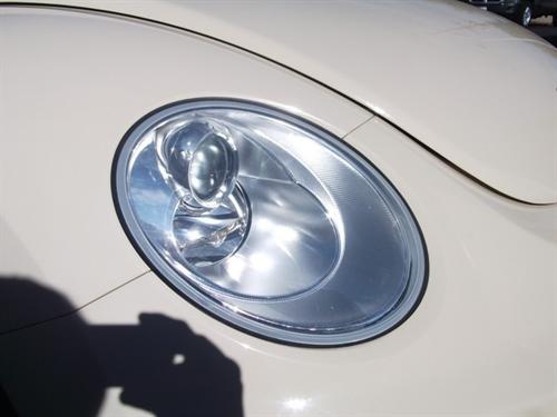 Volkswagen New Beetle 2006 photo 2