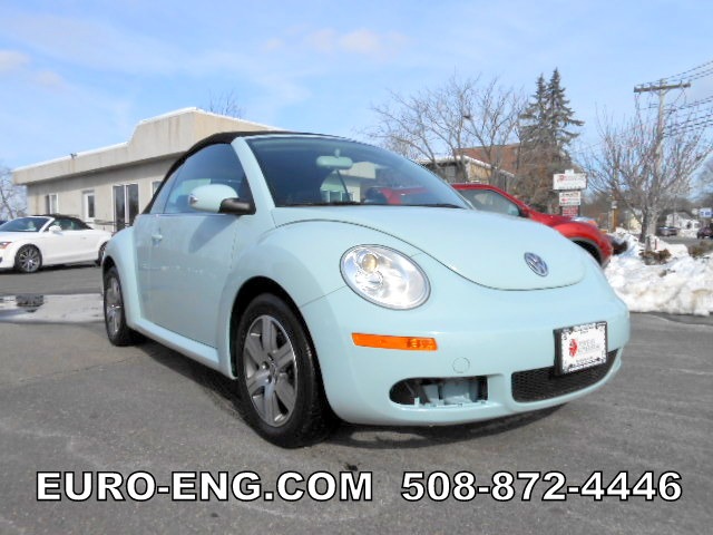 Volkswagen New Beetle 2006 photo 4