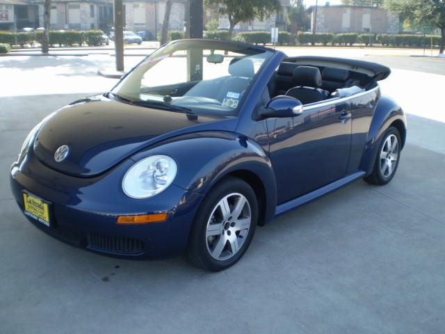 Volkswagen New Beetle Limited Wagon Convertible