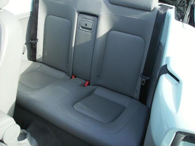 Volkswagen New Beetle 2006 photo 3