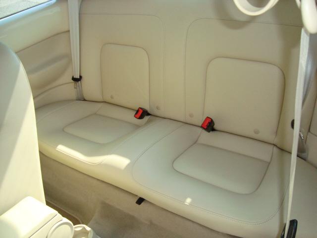 Volkswagen New Beetle 2006 photo 4
