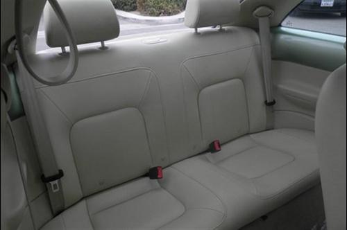 Volkswagen New Beetle 2007 photo 1