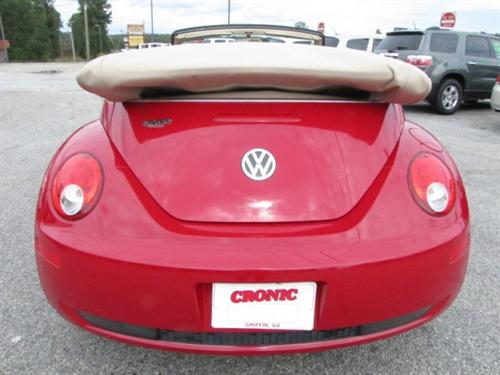 Volkswagen New Beetle 2007 photo 3