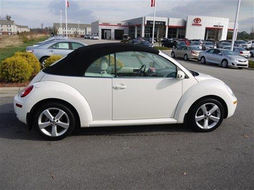Volkswagen New Beetle 2007 photo 5