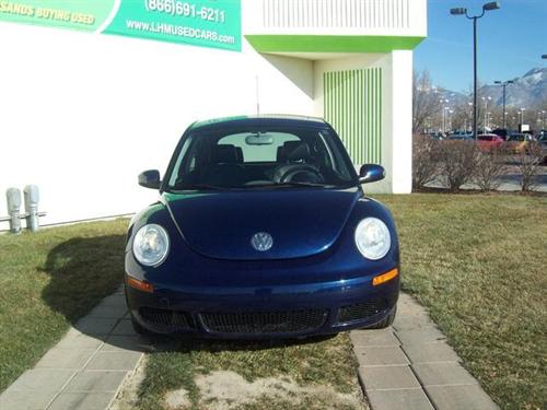 Volkswagen New Beetle 2007 photo 1